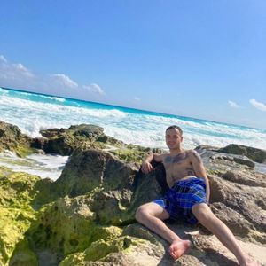 Meet your Posher, Alan